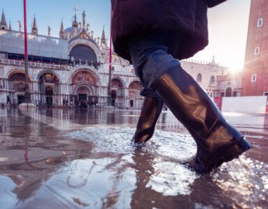 how Venice was built